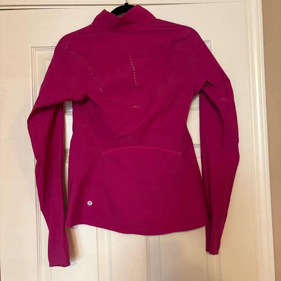Lululemon Fast And Free Windbreaker Ripened Raspberry 6 - Picture 3 of 4